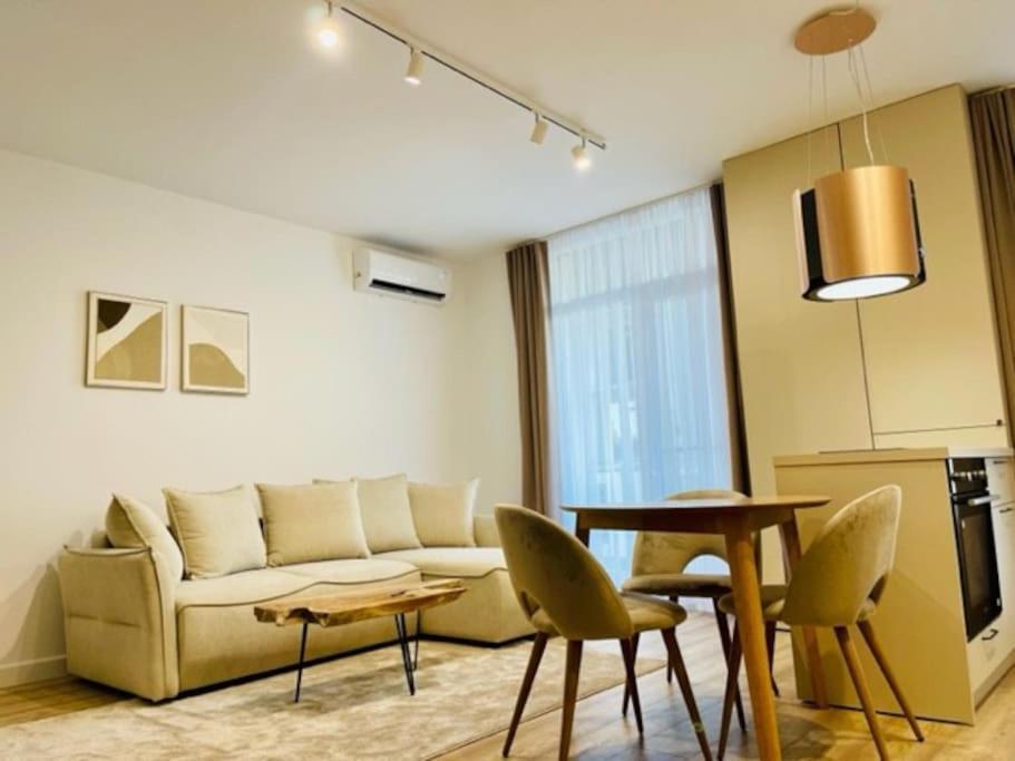Apartment Joy Vivalia 7b-26 Timişoara